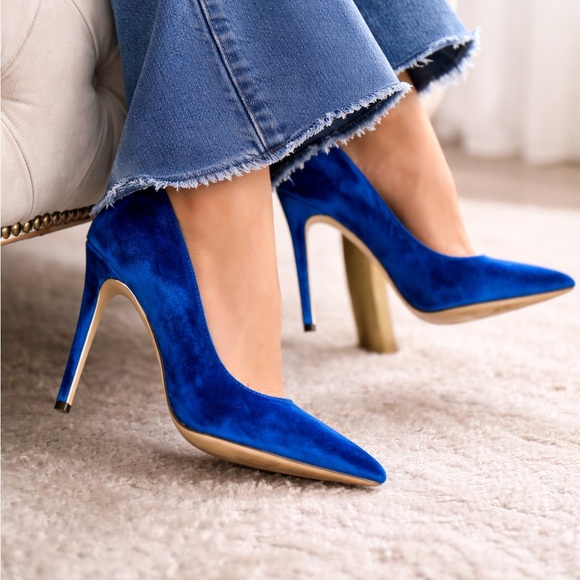Shoe Republic LA Shoes - Electric Blue Velvet Stiletto Heels Size 8 | Shoe Republic LA Pointed Pumps